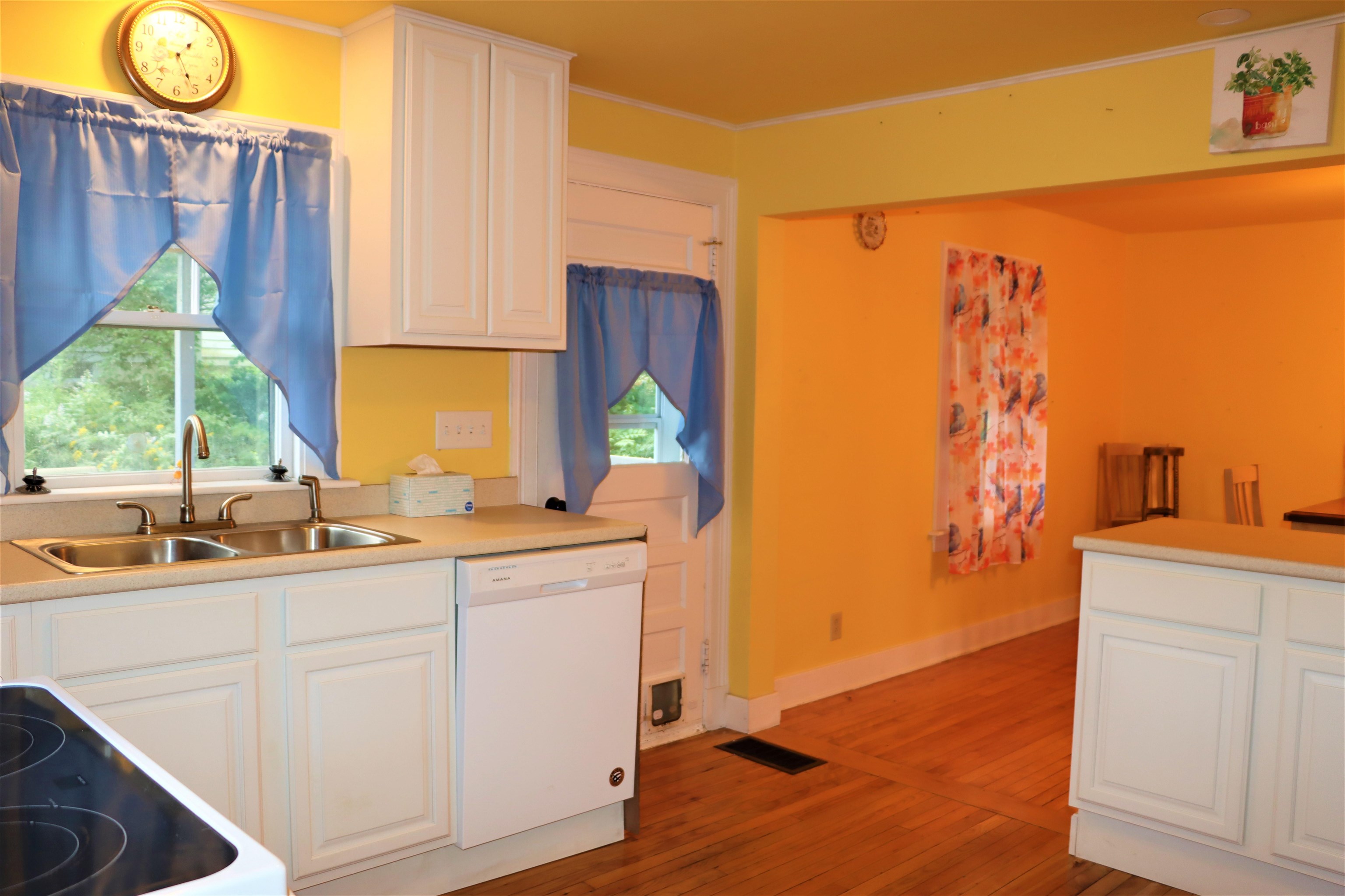 66 Mark Street Springfield, VT 05156 - Photo 5 of 15