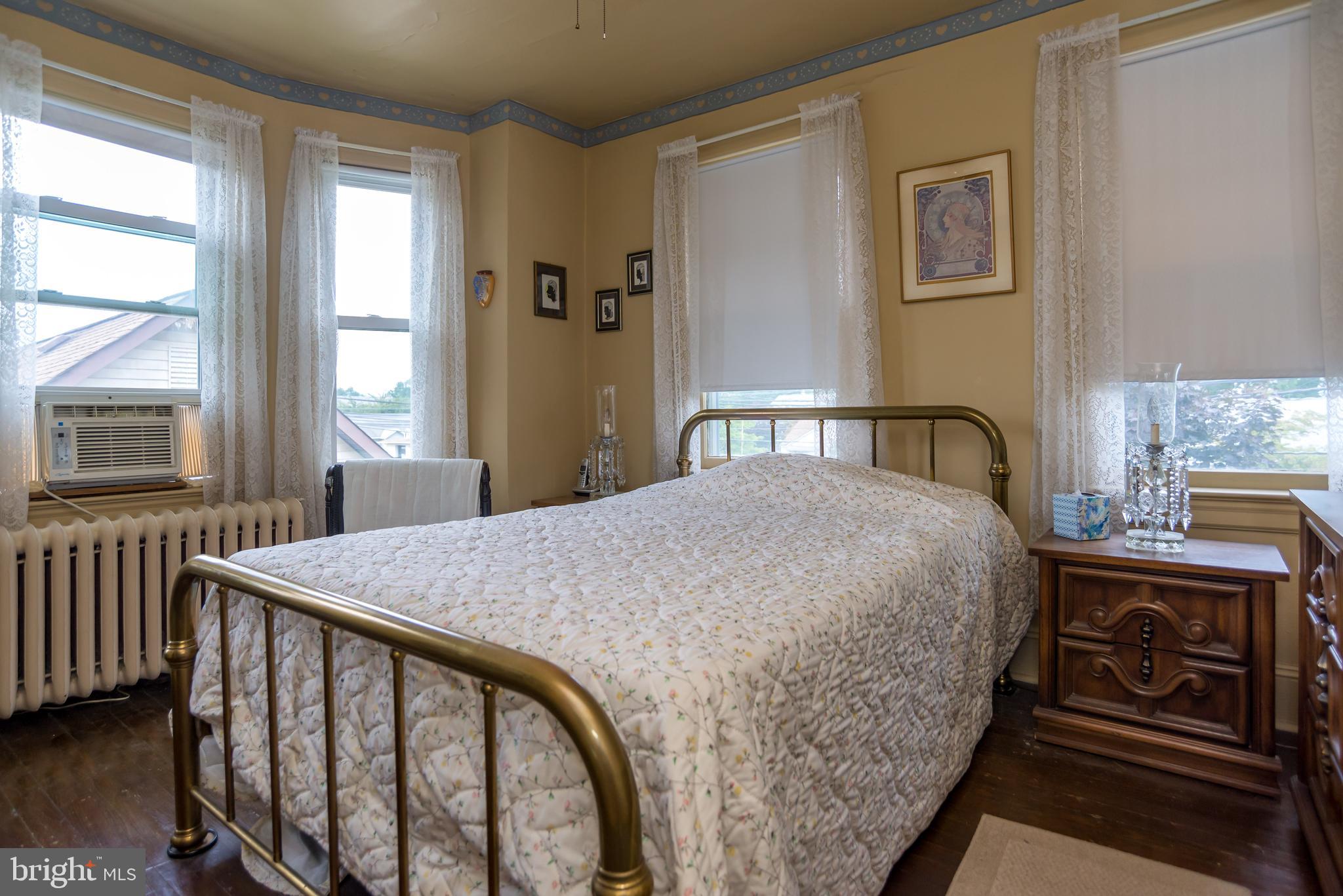 1407 State Rd. Croydon, PA 19021 - Photo 18 of 22 Bedroom 2