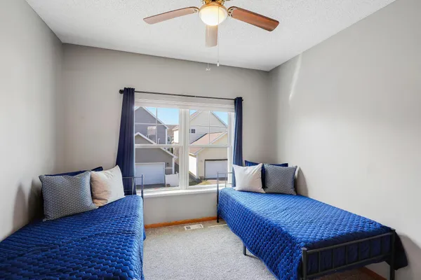 $289,900 | 2826 Clover Ridge Drive, Unit 3203, Chaska, MN 55318