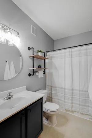 $289,900 | 2826 Clover Ridge Drive, Unit 3203, Chaska, MN 55318