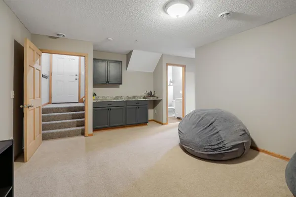 $289,900 | 2826 Clover Ridge Drive, Unit 3203, Chaska, MN 55318