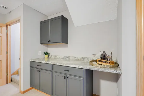 $289,900 | 2826 Clover Ridge Drive, Unit 3203, Chaska, MN 55318