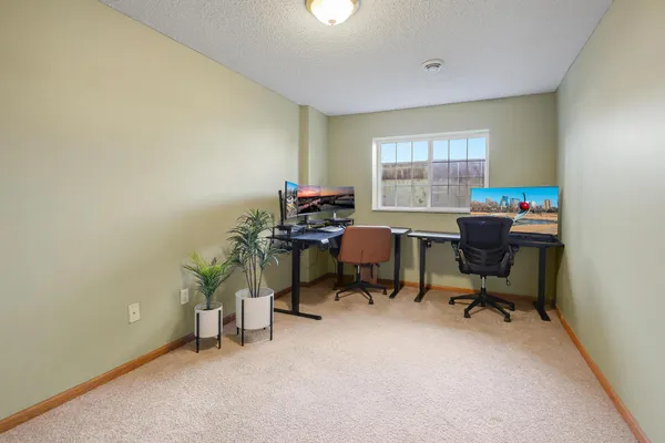 $289,900 | 2826 Clover Ridge Drive, Unit 3203, Chaska, MN 55318