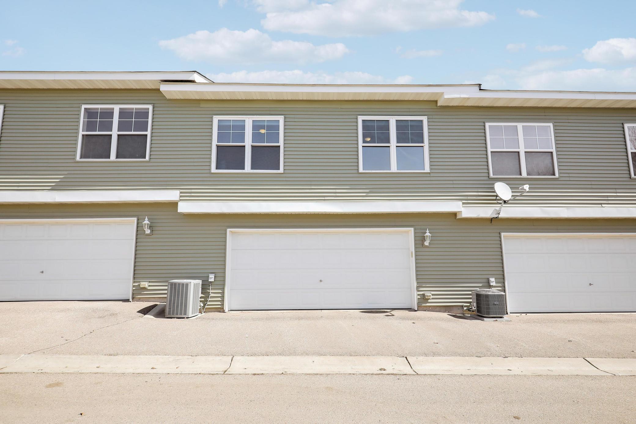 2826 Clover Ridge Drive, Unit 3203 Chaska, MN 55318 - Photo 20 of 28