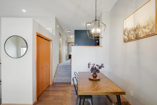 $289,900 | 2826 Clover Ridge Drive, Unit 3203, Chaska, MN 55318