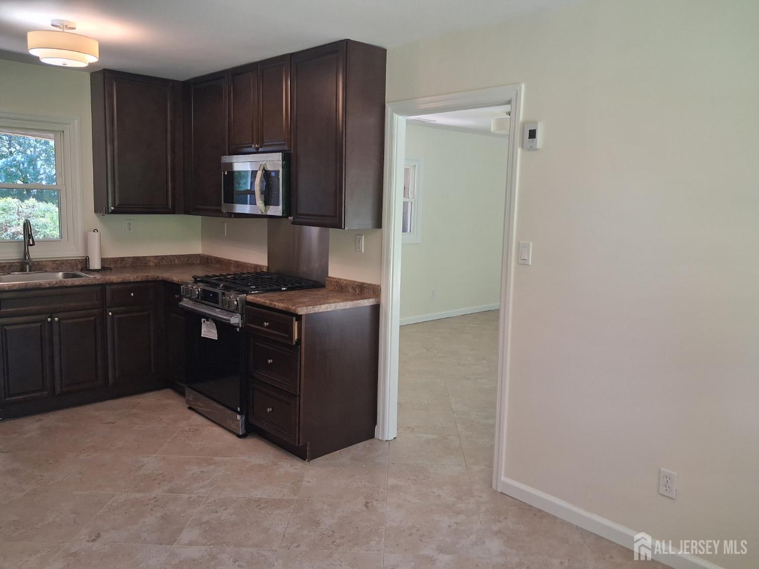 6 Flower Road Somerset, NJ 08873 - Photo 2 of 20 Gallery Image 2