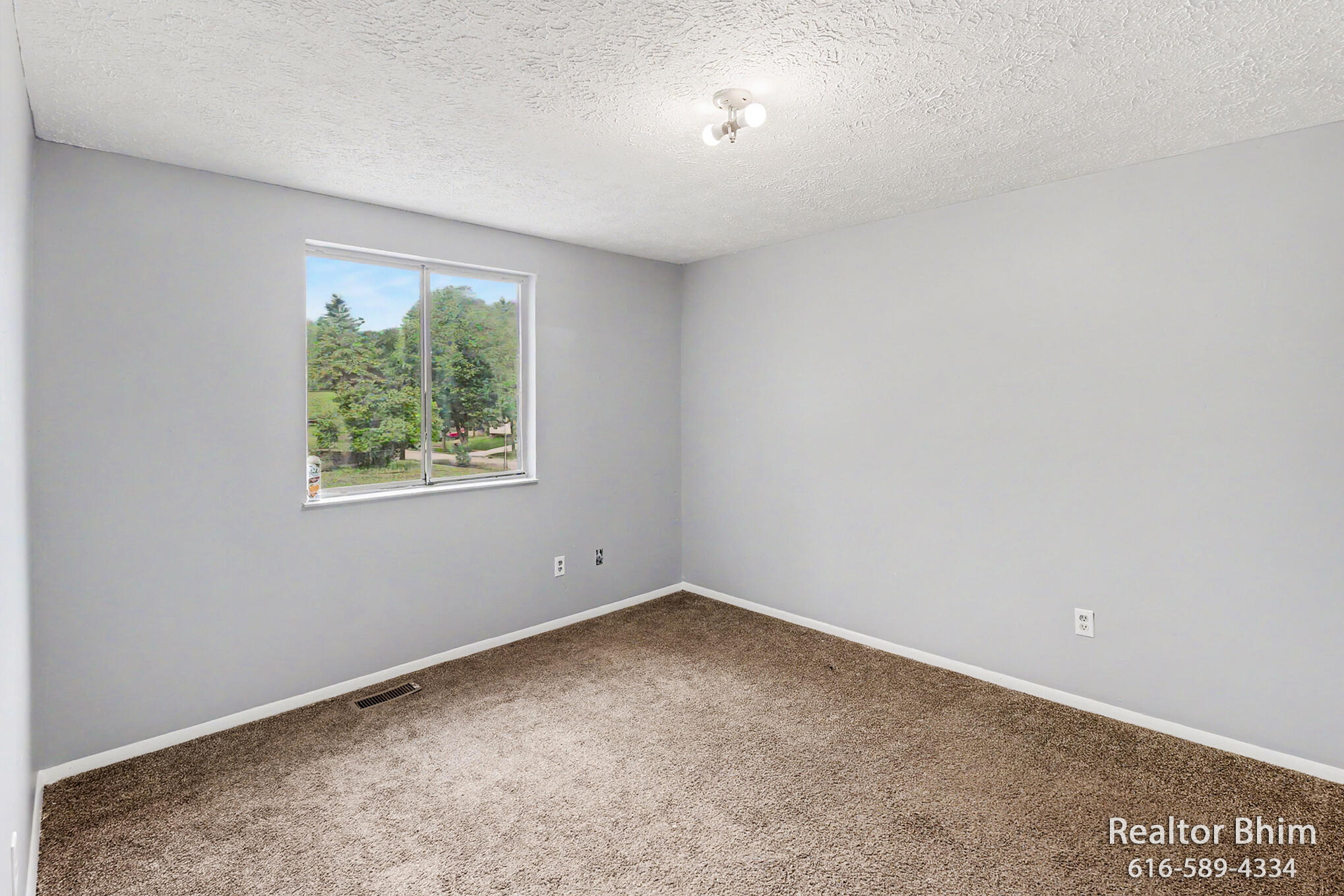 6007 Rockingham Drive Lansing, MI 48911 - Photo 21 of 30 786A4103