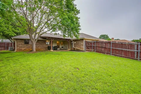 $355,000 | 918 Summer Trail, Flower Mound, TX 75028