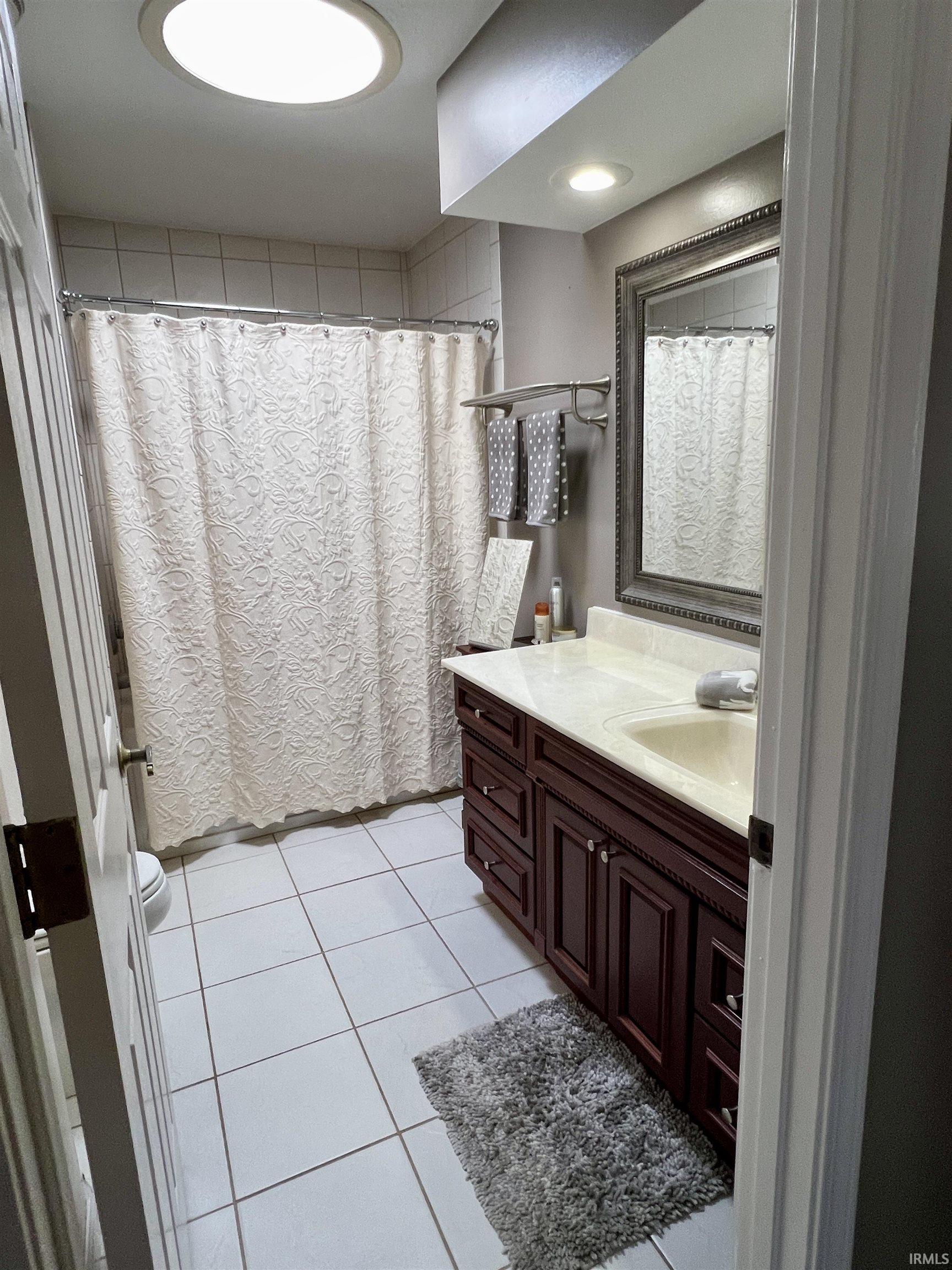 2128 Wolfs Point Drive Rochester, IN 46975 - Photo 19 of 32