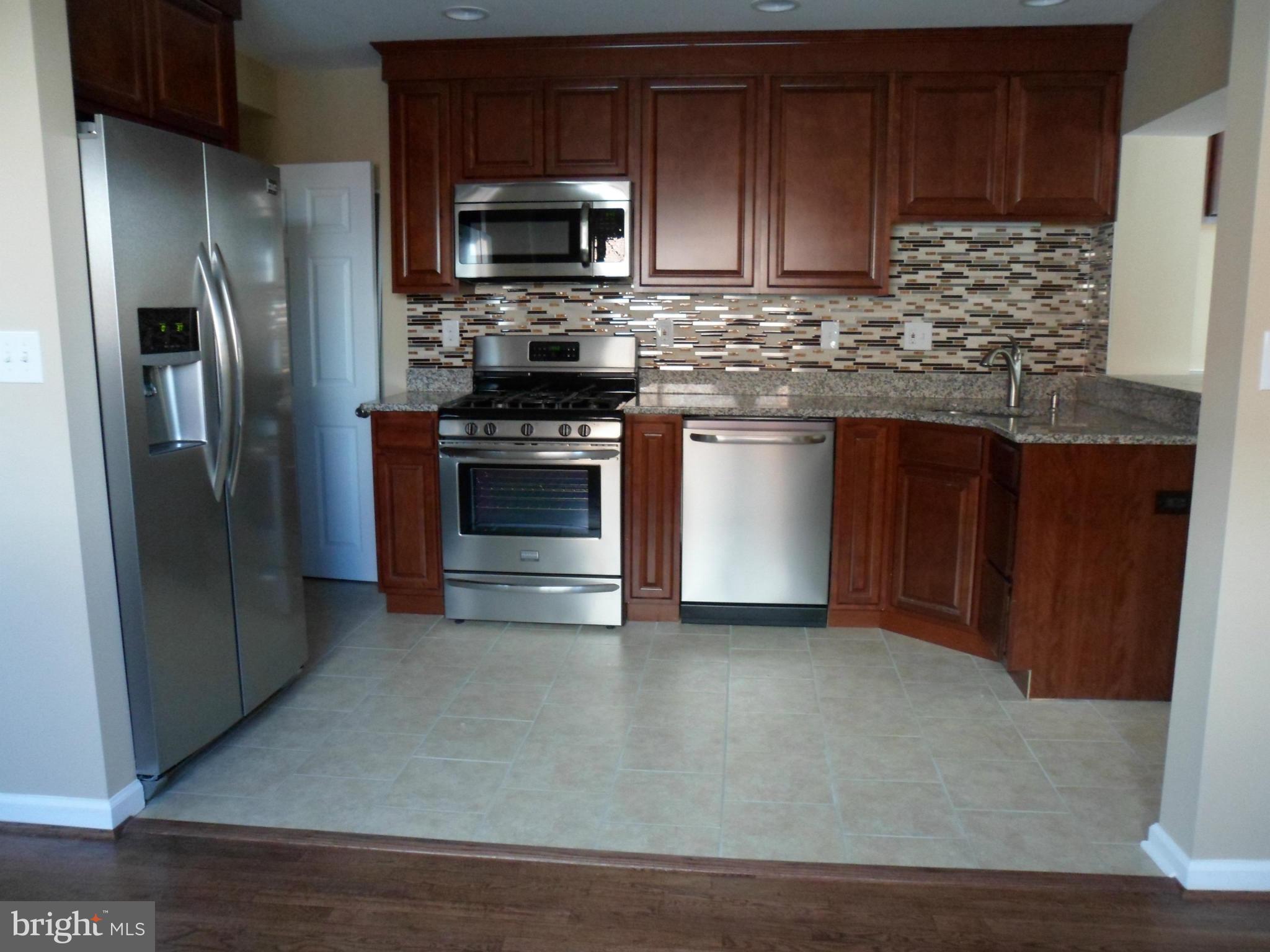 816 Lannerton Road Baltimore, MD 21220 - Photo 11 of 30 Kitchen