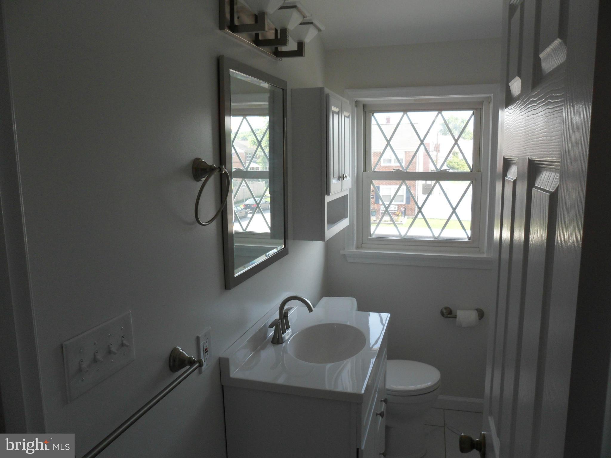 816 Lannerton Road Baltimore, MD 21220 - Photo 18 of 30 Bath (Master)