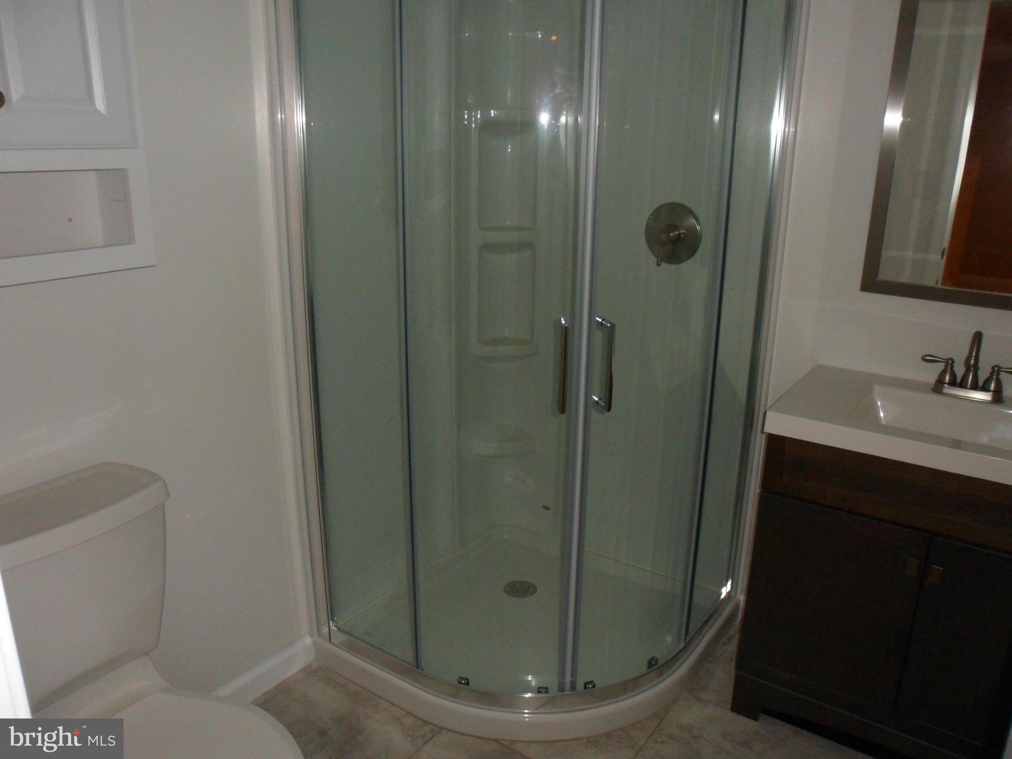 816 Lannerton Road Baltimore, MD 21220 - Photo 25 of 30 Bath