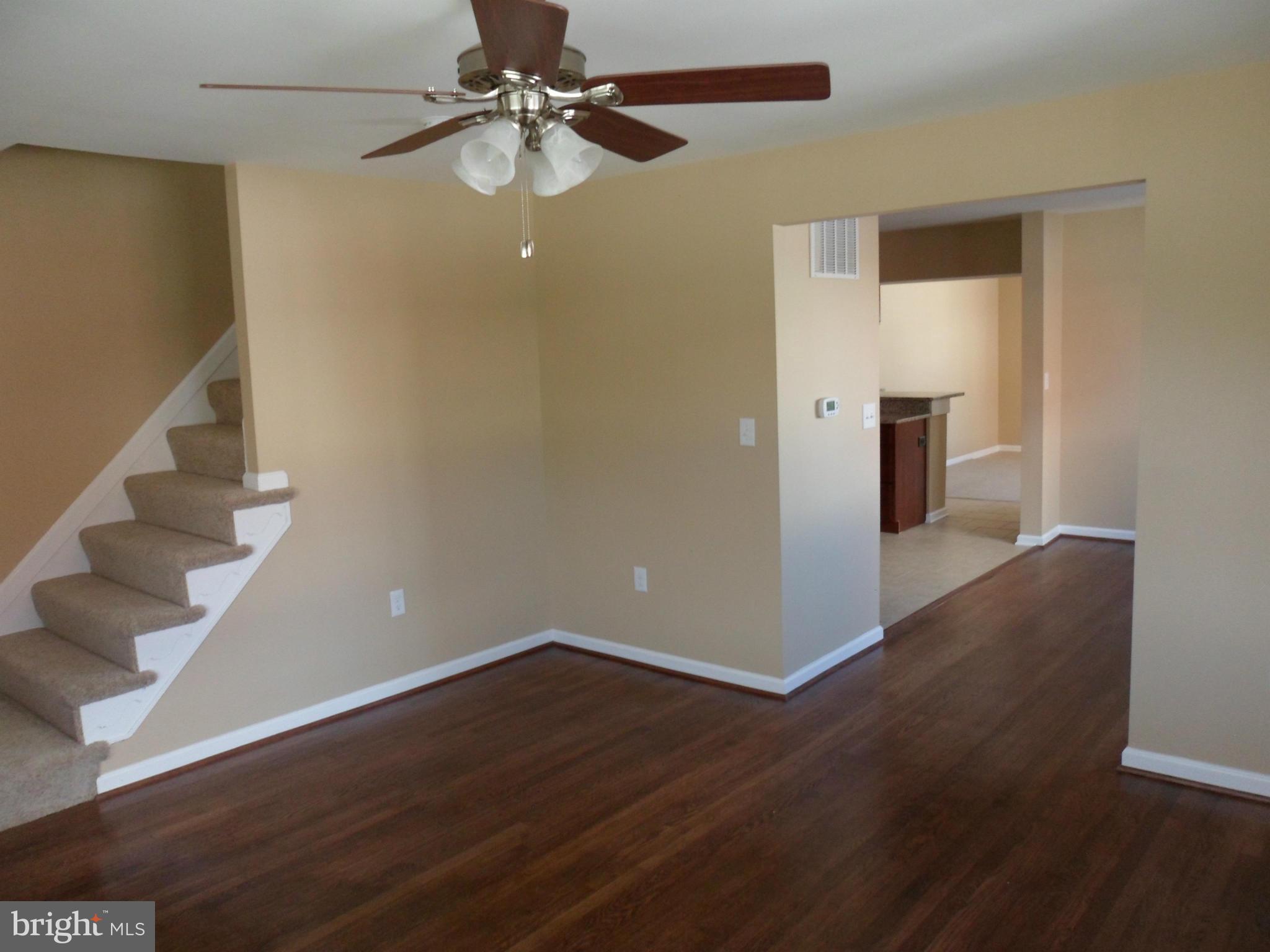 816 Lannerton Road Baltimore, MD 21220 - Photo 8 of 30 Living Room
