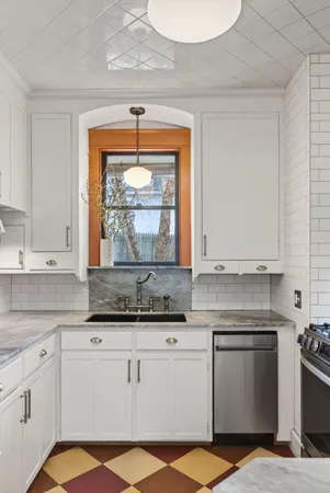 $405,000 | 121 6th Street, Auburn, ME 04210