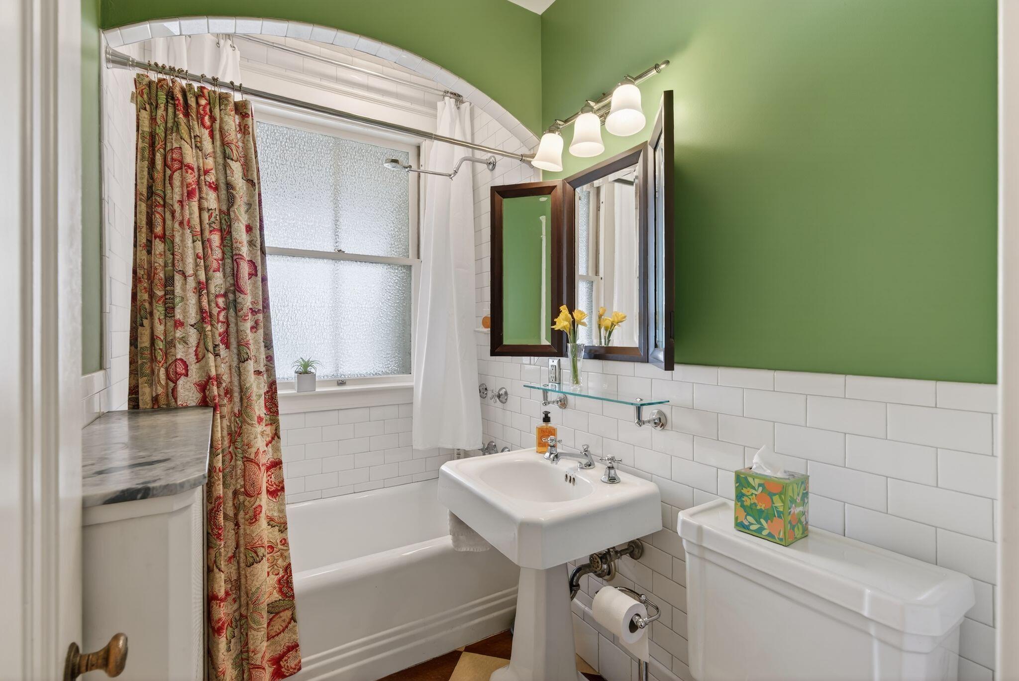 121 6th Street Auburn, ME 04210 - Photo 24 of 51 43_036_DSC00699
