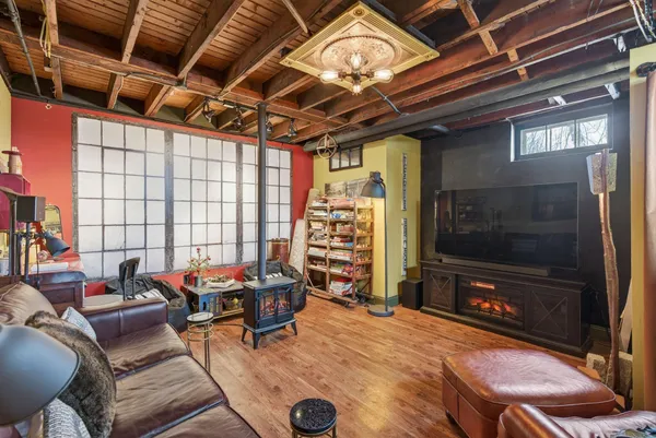 $405,000 | 121 6th Street, Auburn, ME 04210