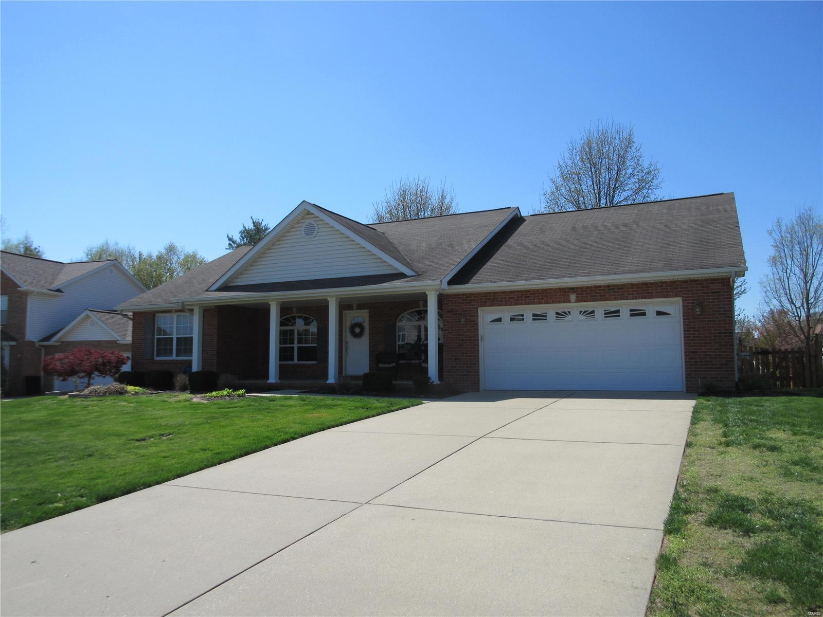 1251 Fox Ridge Court Shiloh, IL 62221 - Photo 2 of 32 Gallery Image 2