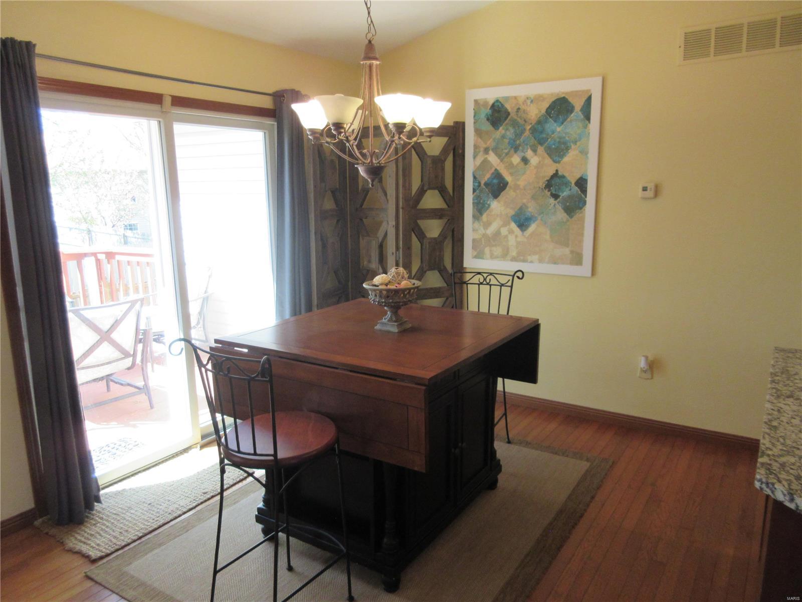 1251 Fox Ridge Court Shiloh, IL 62221 - Photo 11 of 32 Gallery Image 11