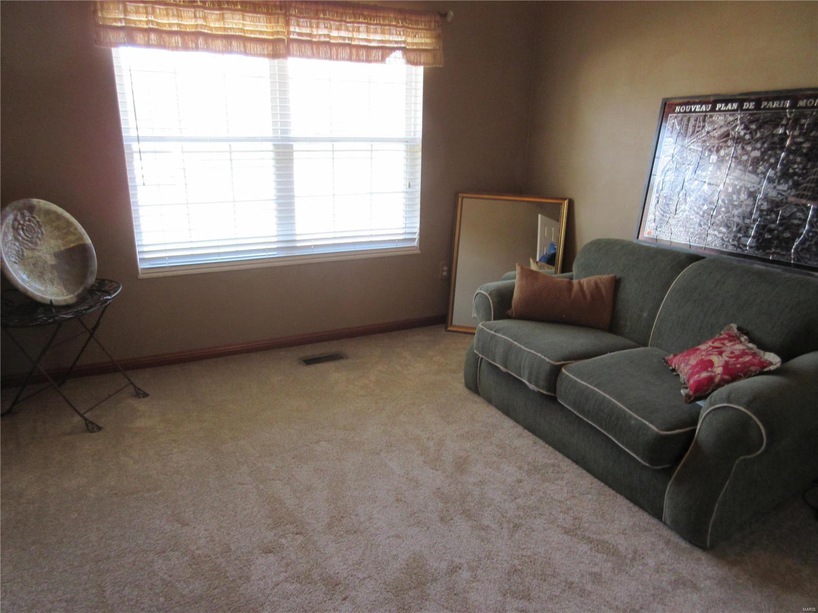 1251 Fox Ridge Court Shiloh, IL 62221 - Photo 14 of 32 Gallery Image 14