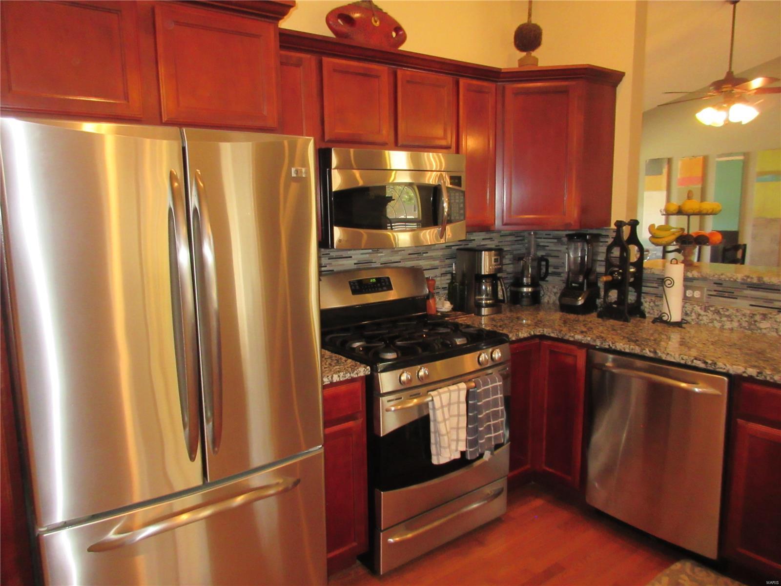1251 Fox Ridge Court Shiloh, IL 62221 - Photo 4 of 32 Gallery Image 4