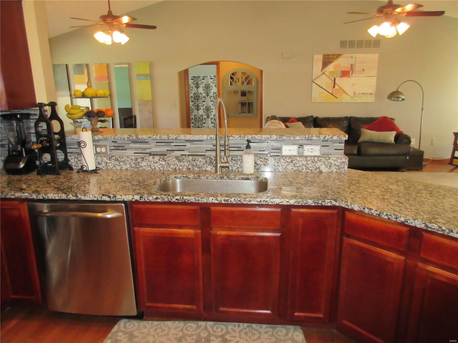 1251 Fox Ridge Court Shiloh, IL 62221 - Photo 5 of 32 Gallery Image 5