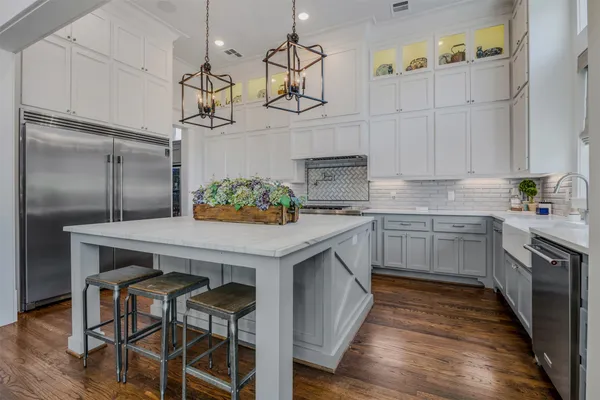 $1,585,000 | 1014 Wynnwood Lane, Houston, TX 77008