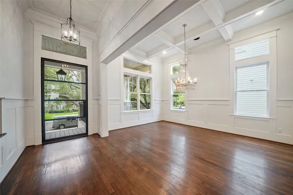 $1,585,000 | 1014 Wynnwood Lane, Houston, TX 77008