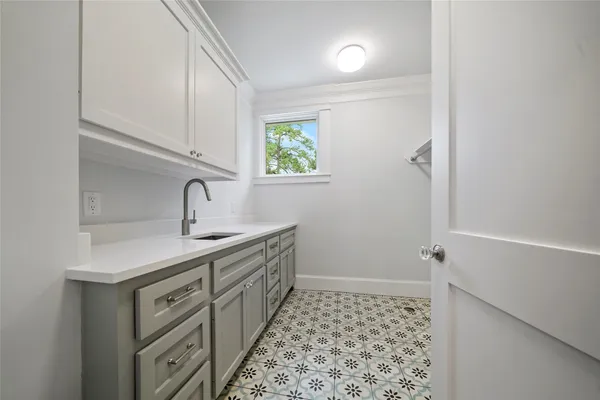 $1,585,000 | 1014 Wynnwood Lane, Houston, TX 77008