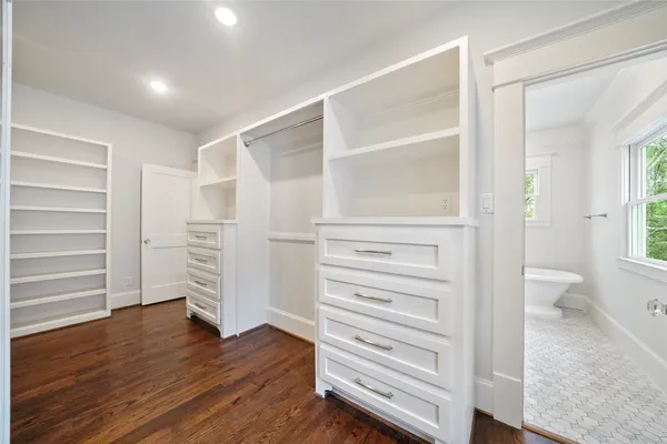 $1,585,000 | 1014 Wynnwood Lane, Houston, TX 77008