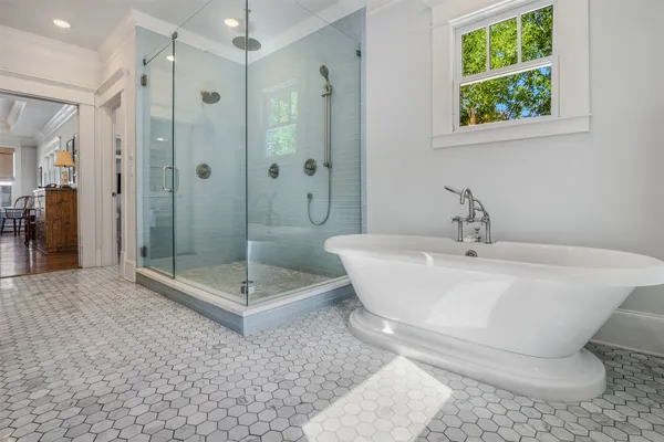 $1,585,000 | 1014 Wynnwood Lane, Houston, TX 77008