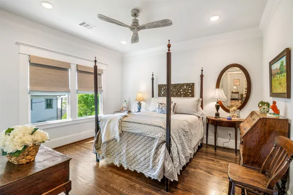 $1,585,000 | 1014 Wynnwood Lane, Houston, TX 77008