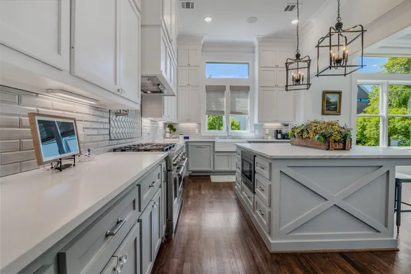 $1,585,000 | 1014 Wynnwood Lane, Houston, TX 77008