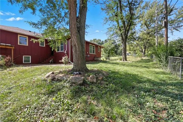 $319,000 | 4206 104th Terrace, Kansas City, MO 64137