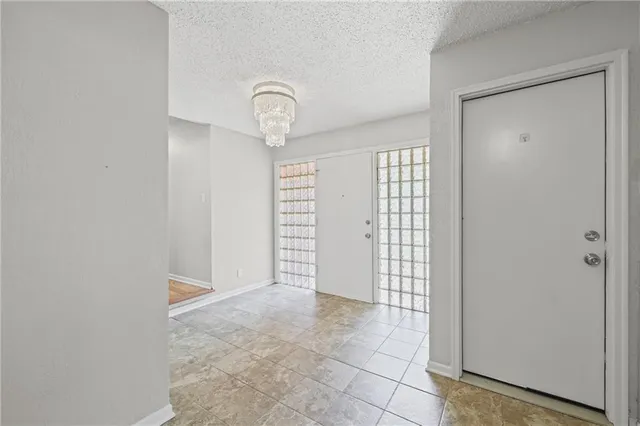 $319,000 | 4206 104th Terrace, Kansas City, MO 64137