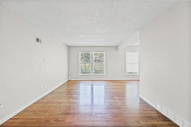 $319,000 | 4206 104th Terrace, Kansas City, MO 64137