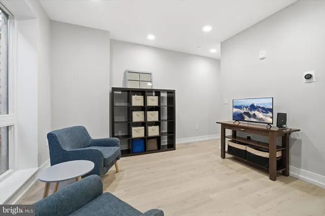 $247,500 | 1016 17th Place Northeast, Unit 7, Washington, DC 20002