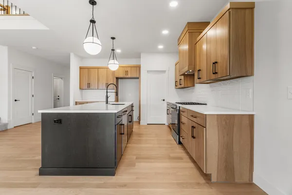 $675,000 | 1108 Glen Abbey Drive, Champaign, IL 61822