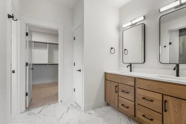 $675,000 | 1108 Glen Abbey Drive, Champaign, IL 61822