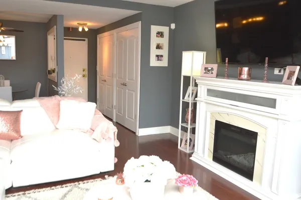 $215,000 | 5400 Walnut Avenue, Unit 111, Downers Grove, IL 60515
