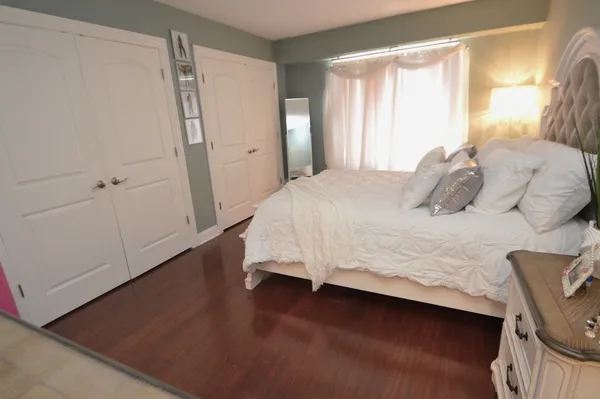 $215,000 | 5400 Walnut Avenue, Unit 111, Downers Grove, IL 60515