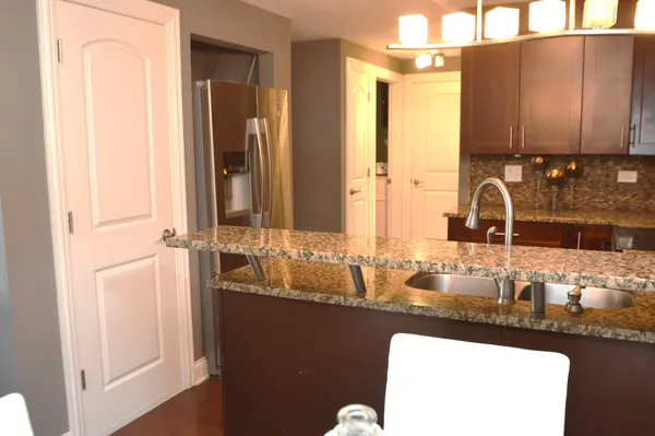 $215,000 | 5400 Walnut Avenue, Unit 111, Downers Grove, IL 60515