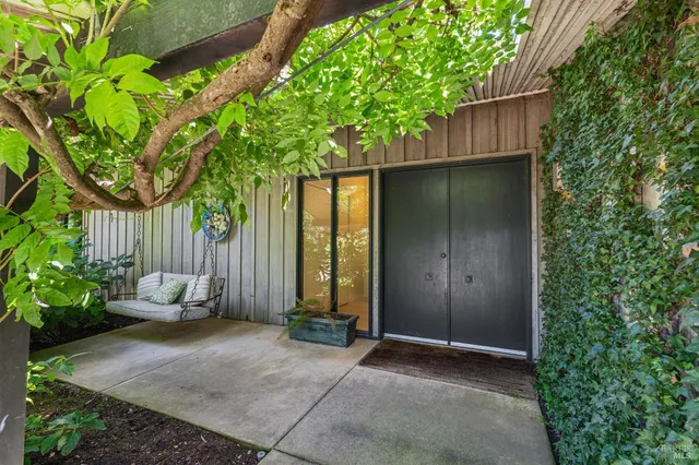 $13,000 | 1819 Zinfandel Lane, St. Helena, CA 94574