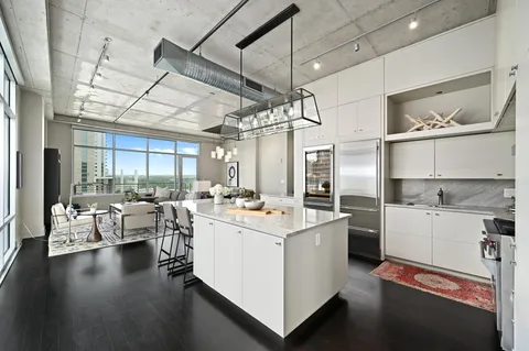 $1,485,000 | 800 West 5th Street, Unit 808, Austin, TX 78703