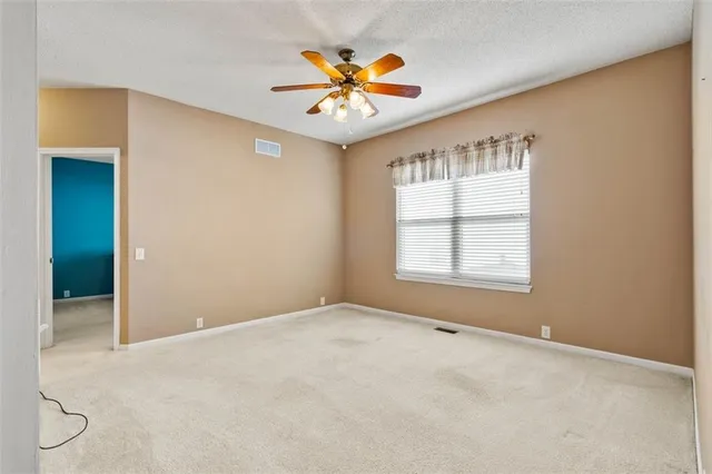 $395,000 | 9301 North Charlotte Court, Kansas City, MO 64155