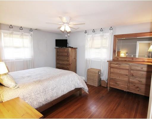 16 Sheridan Road Bedford, MA 01730 - Photo 11 of 22