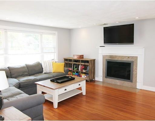 16 Sheridan Road Bedford, MA 01730 - Photo 3 of 22