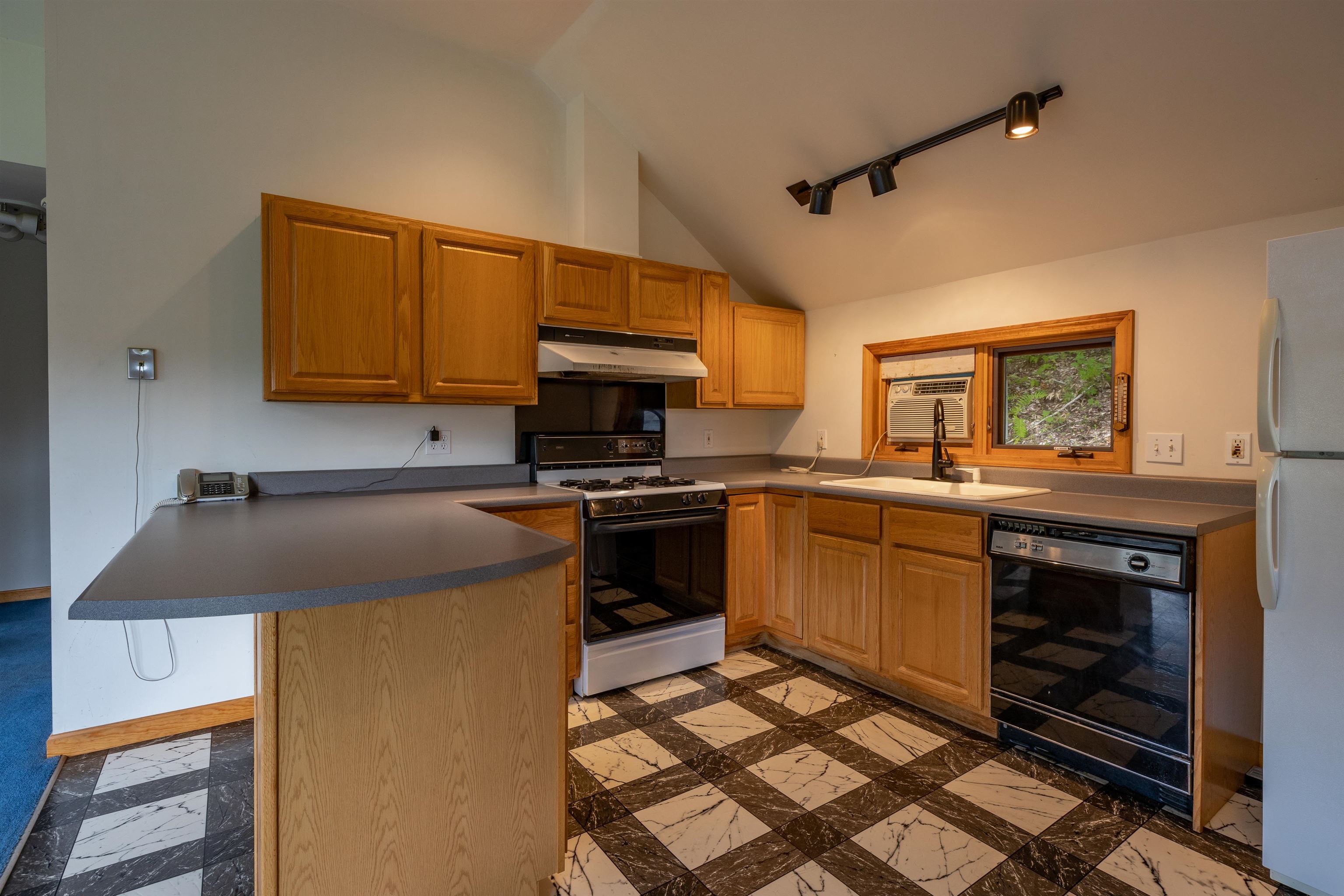 260 Overview Lane Cambridge, VT 05464 - Photo 8 of 29 Gallery Image 8