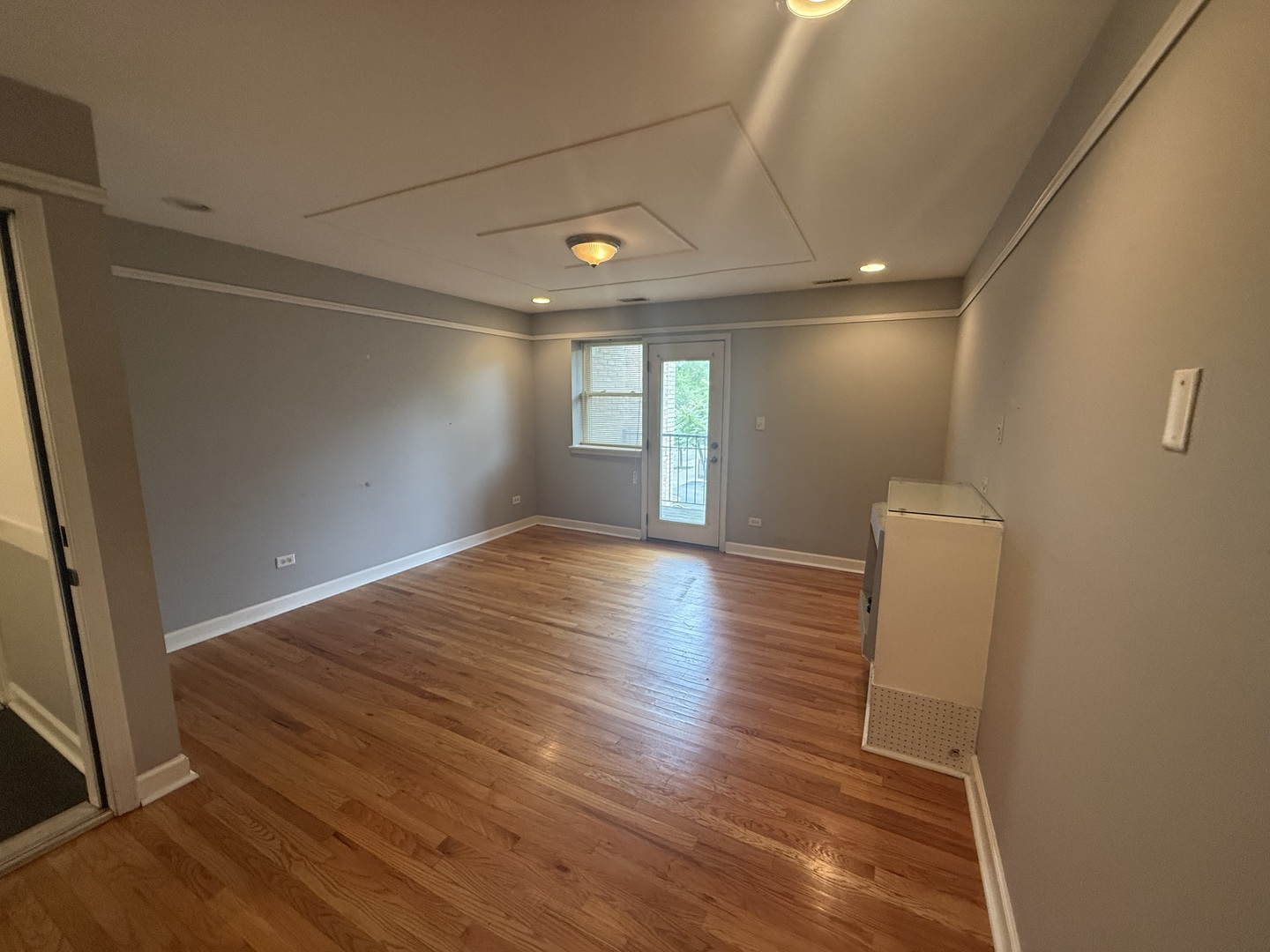 6954 North Greenview Avenue, Unit 305 Chicago, IL 60626 - Photo 2 of 13