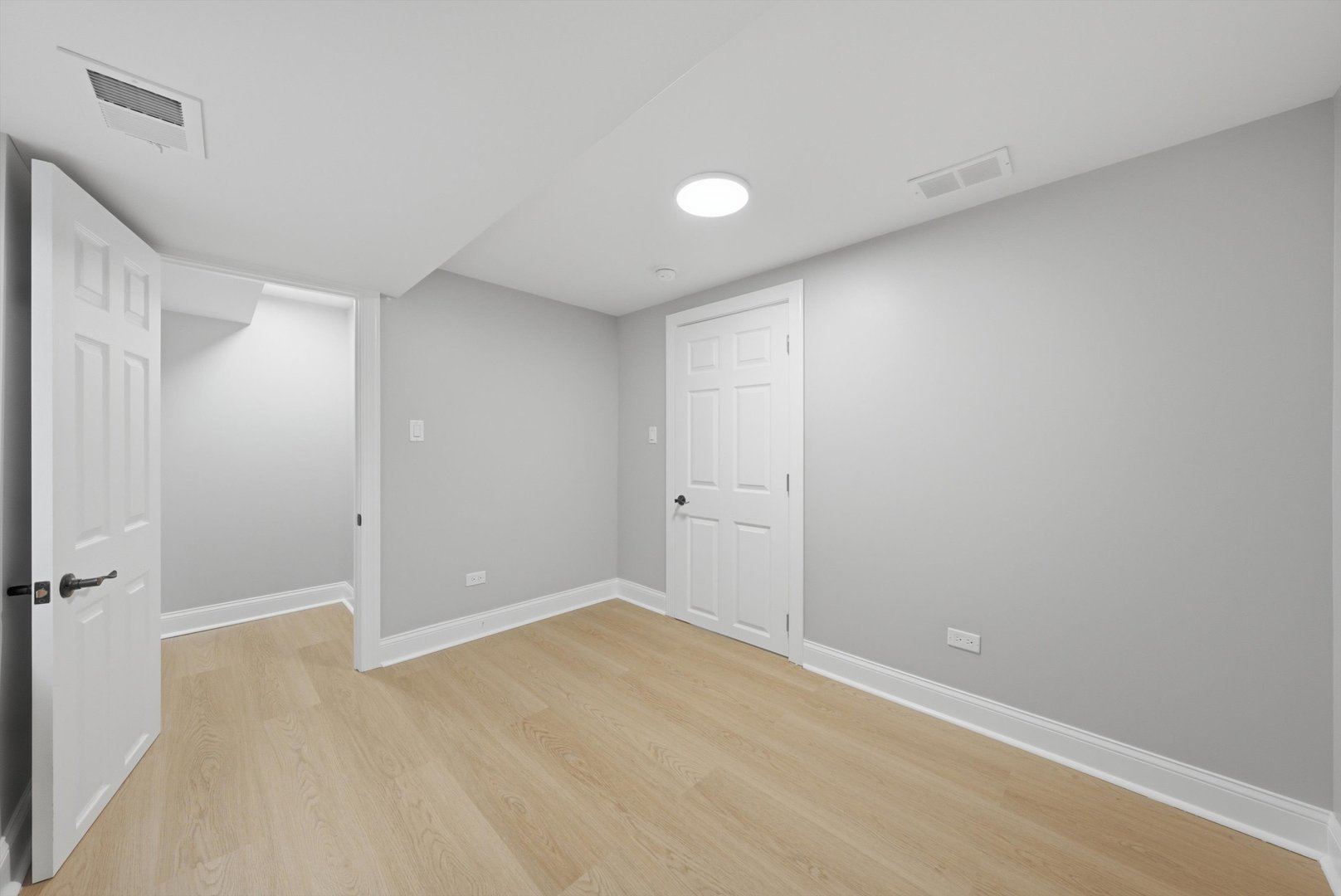 1504 Grove Avenue Berwyn, IL 60402 - Photo 32 of 55