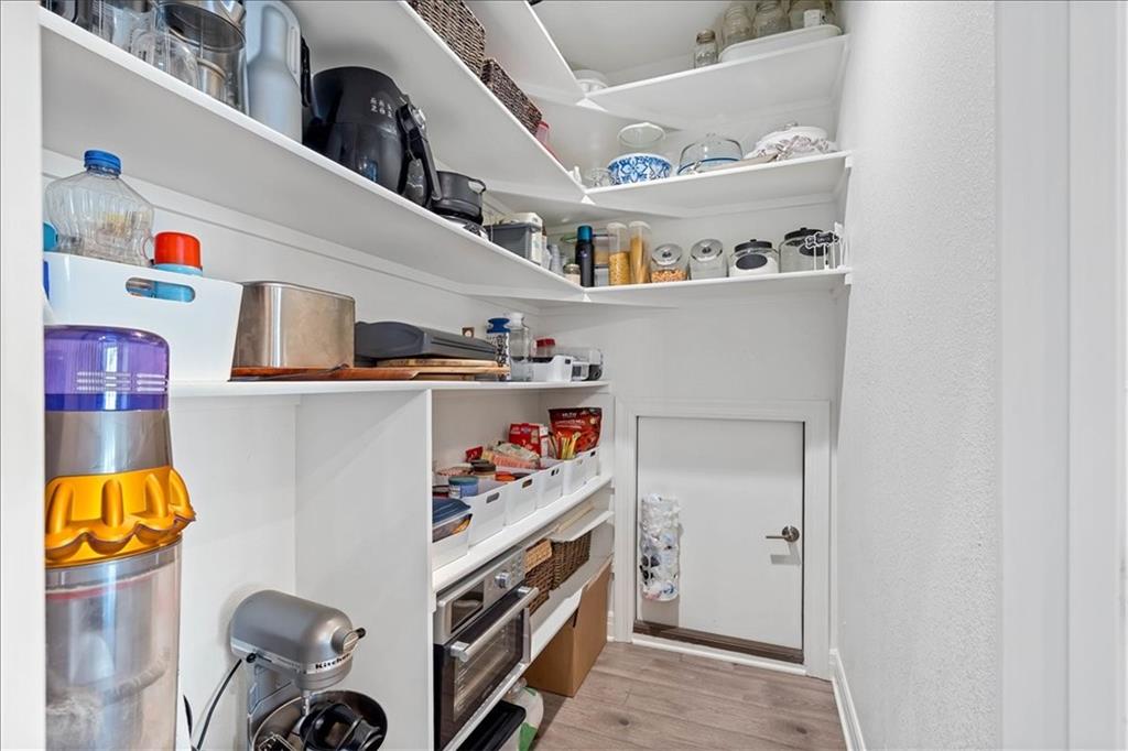 6474 Barth Road Shawnee, KS 66226 - Photo 13 of 27